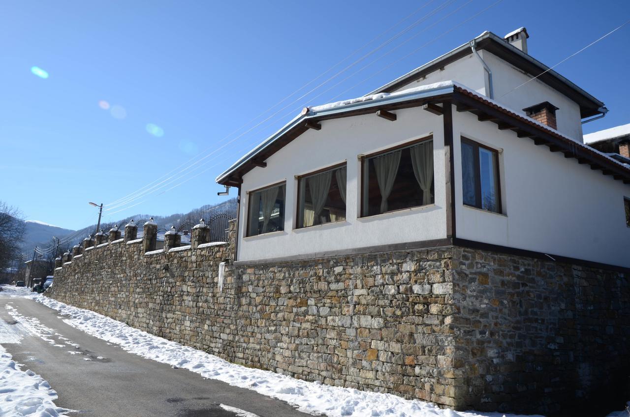 Guest House Ivan Cherni Osum 外观 照片